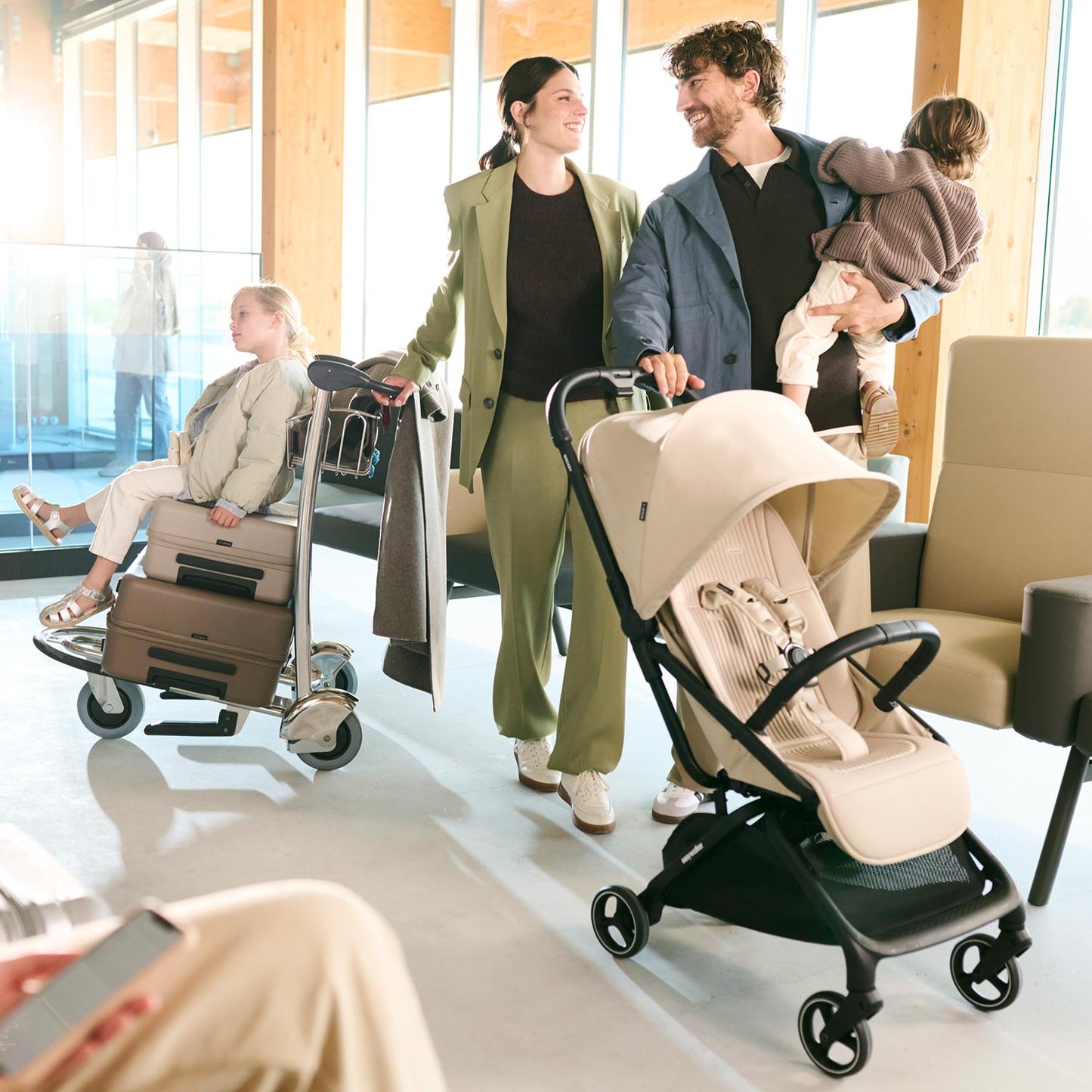 Easywalker Rockey S Smooth Grey inkl. Regenverdeck und Spielbügel
